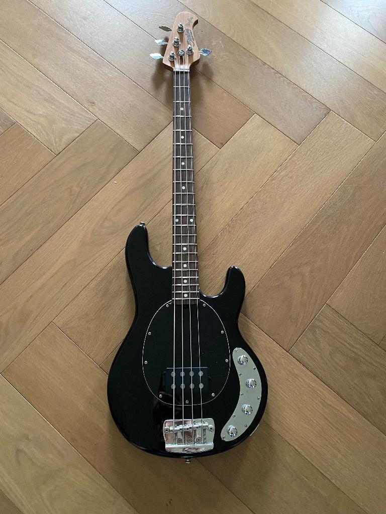 Sterling StingRay RAY34 RW, black basgitaar, Muziek en Instrumenten, Ophalen, Zo goed als nieuw, Elektrisch