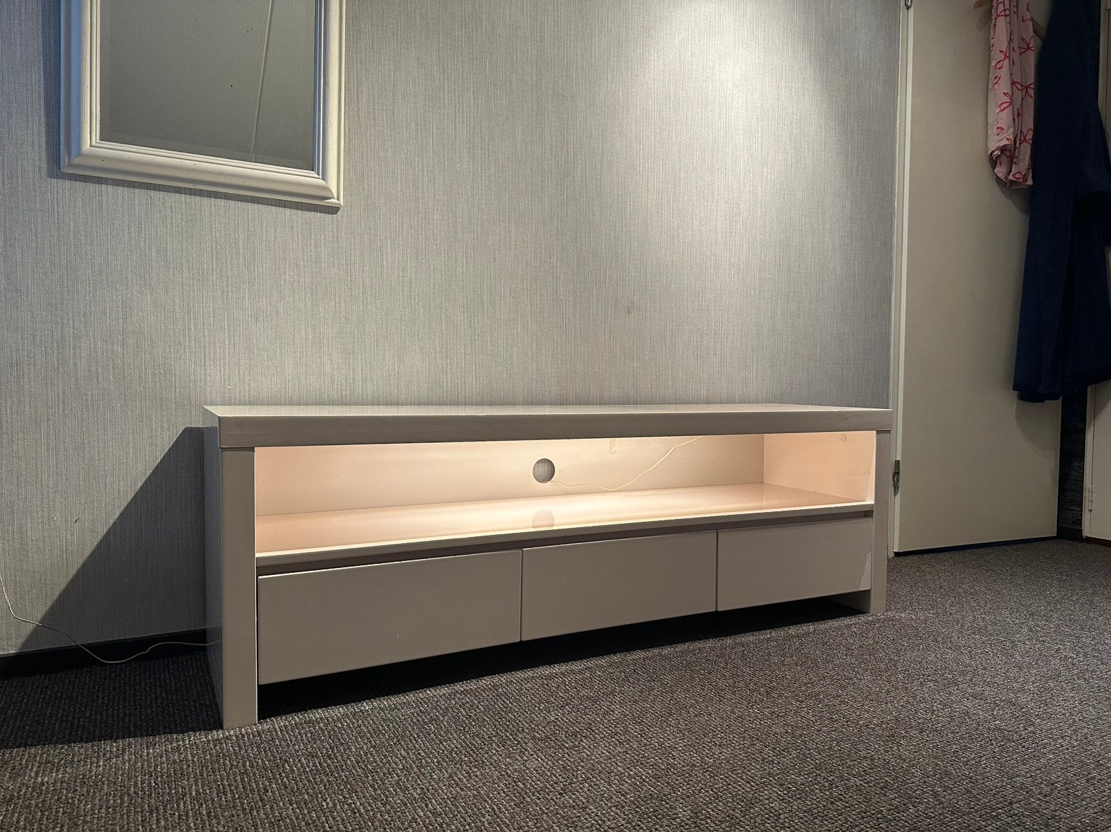 TV meubel, Ophalen, Gebruikt, 100 tot 150 cm, Minder dan 100 cm