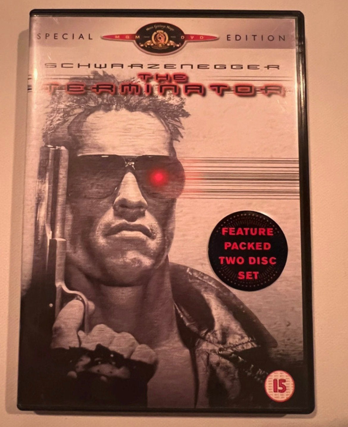 The terminator, Alle leeftijden, Verzenden, Zo goed als nieuw
