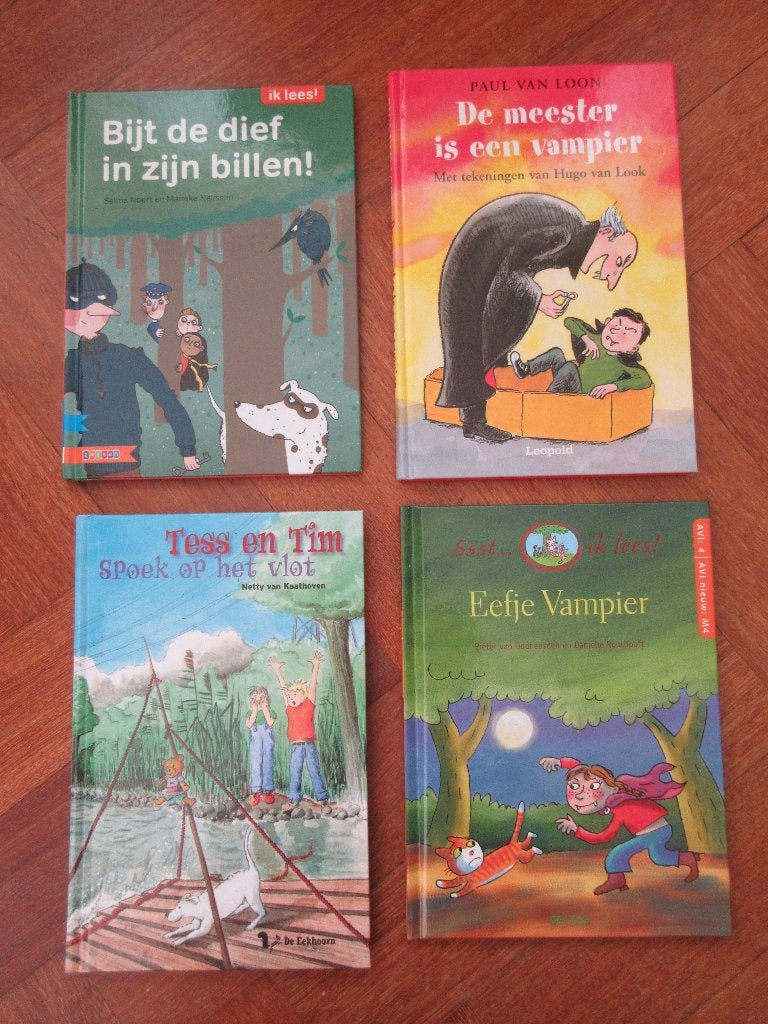 4 x boeken Avi M4 / E4, Ophalen of Verzenden, Gelezen, Fictie algemeen
