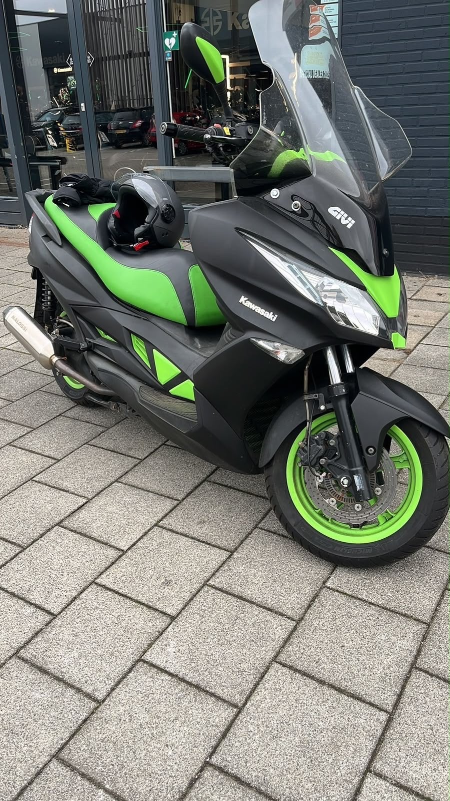 Kawasaki J300 motorscooter - Zwart/Groen - Zeer goede staat, 299 cc, Particulier