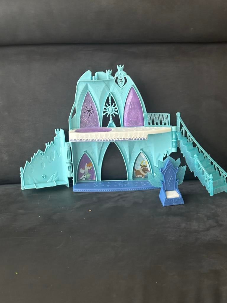 Frozen kasteel/huis zonder poppetjes, Kinderen en Baby's, Speelgoed | Poppenhuizen, Ophalen of Verzenden, Gebruikt, Poppenhuis