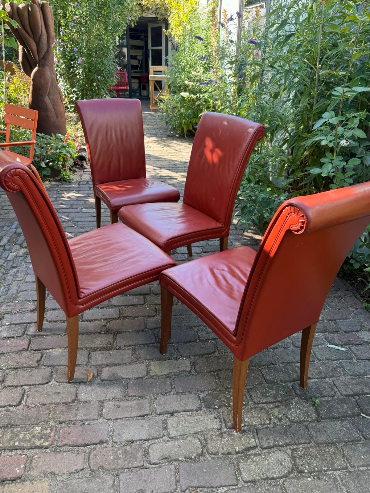 4x Poltrona Frau Vittoria eetkamerstoelen mooie staat, Gebruikt, Vier, Klassiek. Tijdloos. Chique. Vintage. Italiaans, Rood