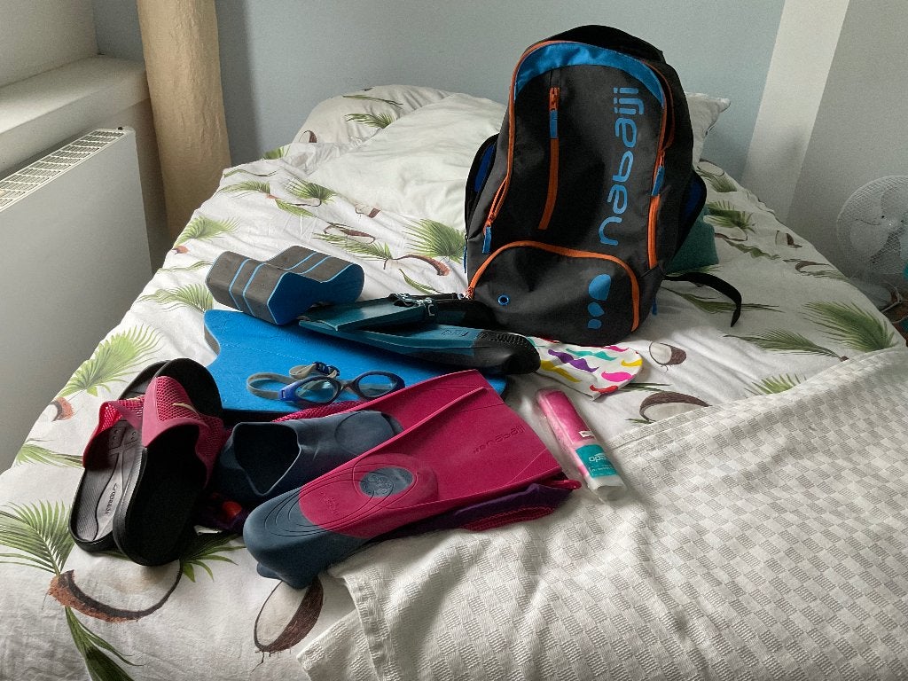 Zwem/rugtas met inhoud, Ophalen, Gebruikt