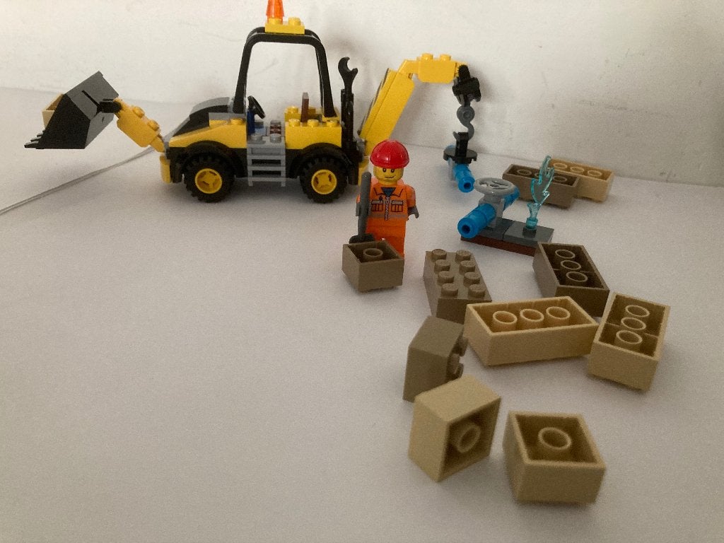 10666 Lego Juniors Werkmannen repareren lekkende leiding, Kinderen en Baby's, Ophalen, Overige thema's, Lego, Zo goed als nieuw