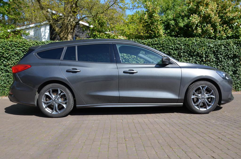 Ford Focus Wagon 1.0 EcoBoost Hybrid ST Line Business Navi/L, Gebruikt, Origineel Nederlands, 999 cc, 66 €/maand