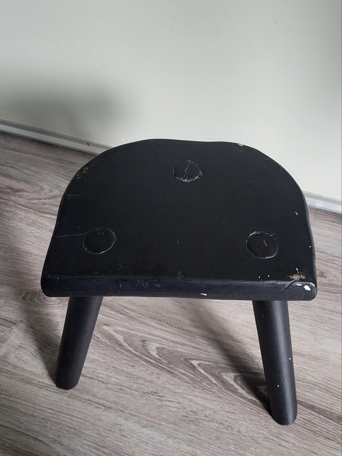 Oud zwart houten melkkrukje, Ophalen of Verzenden, Gebruikt, Hout