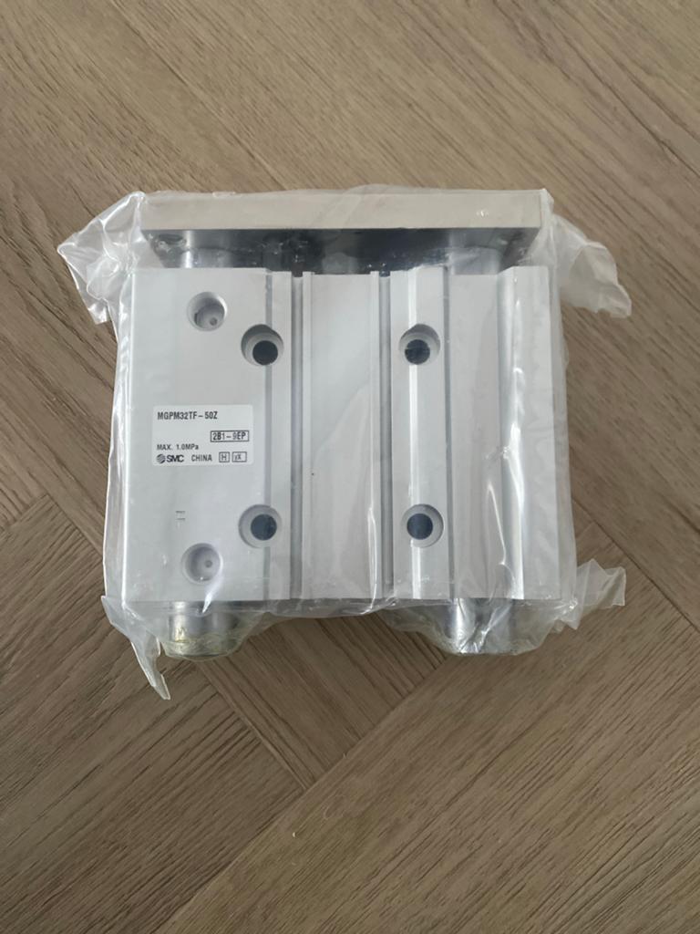SMC MGPM32TF-50Z Compacte Geleide Cilinder, Verzenden, Zo goed als nieuw