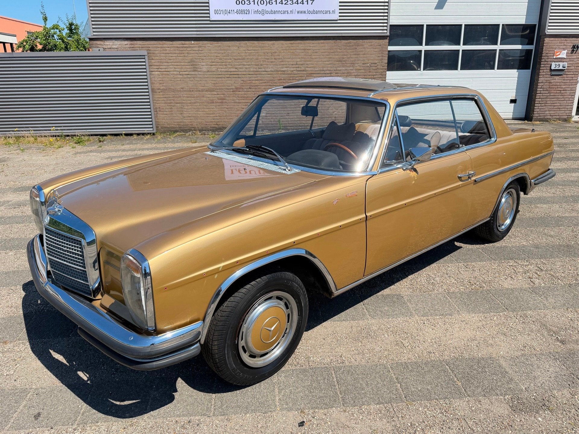 Mercedes-Benz 200-280 (W115) 250 C, Auto's, Metallic lak, Gebruikt, Origineel Nederlands, Bedrijf