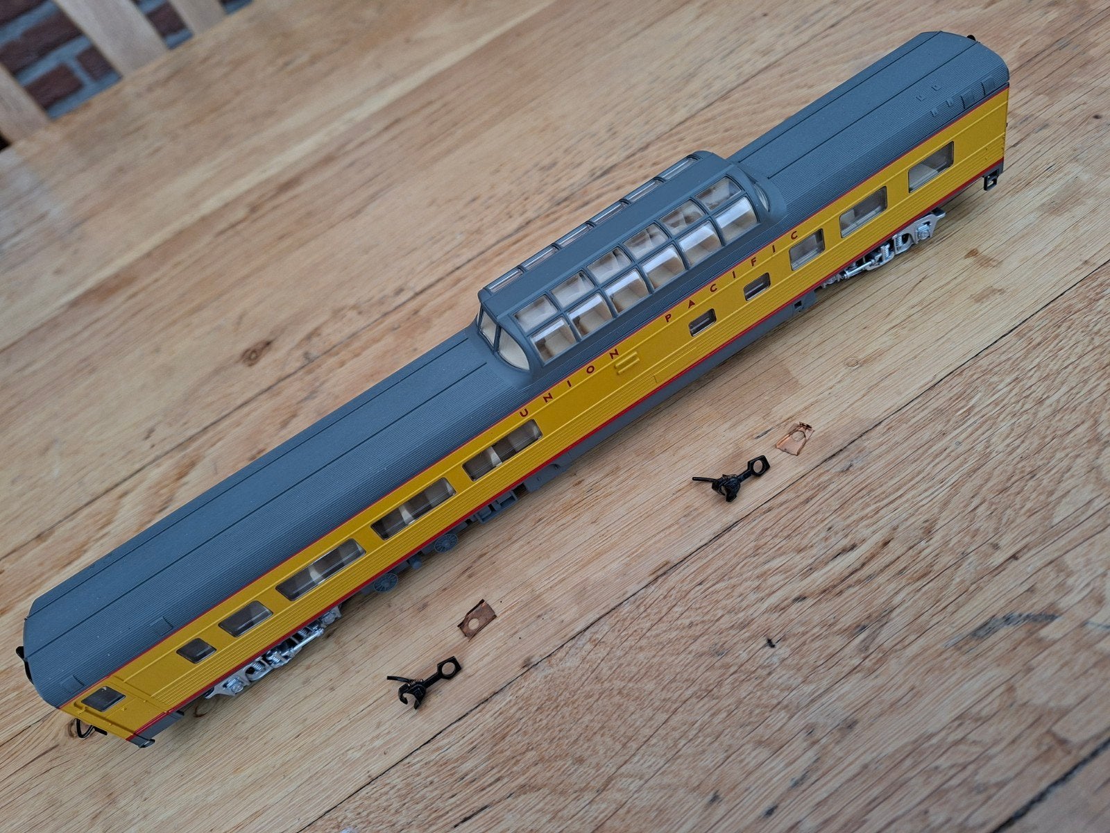 Walthers Budd Dome Coach Union Pacific Trix Märklin Roco enz, Overige merken, Gelijkstroom, Wagon, Ophalen of Verzenden