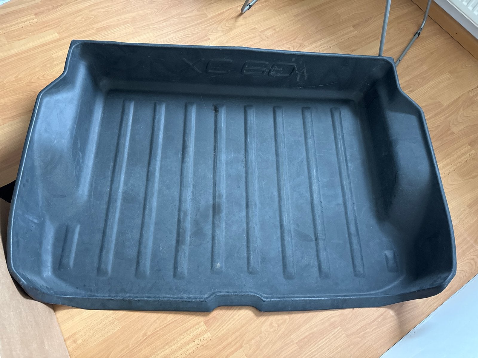 Volvo XC60 kofferbakmat - Rubberen bescherming, Ophalen, Gebruikt