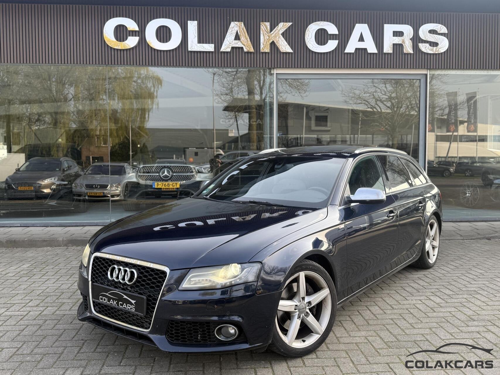 Audi A4 Avant 2.7 TDI Pro Line S Line-Pano-260 PK- Trekhaak!, Auto's, Voorwielaandrijving, Euro 5, Gebruikt, 2698 cc
