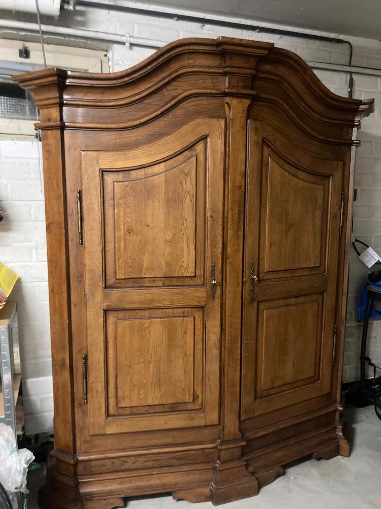 Toog kast Eiken, Ophalen