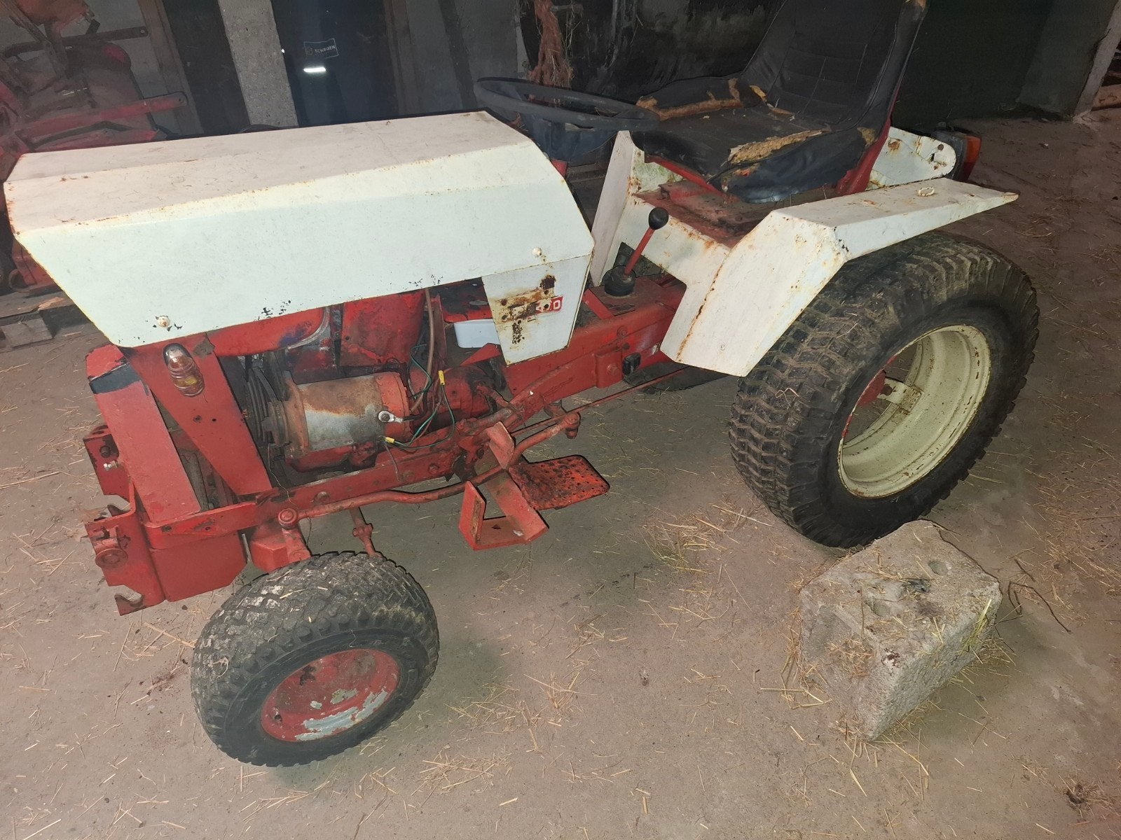 Gutbrod 1050 - Opknapper zonder front PTO, Ophalen