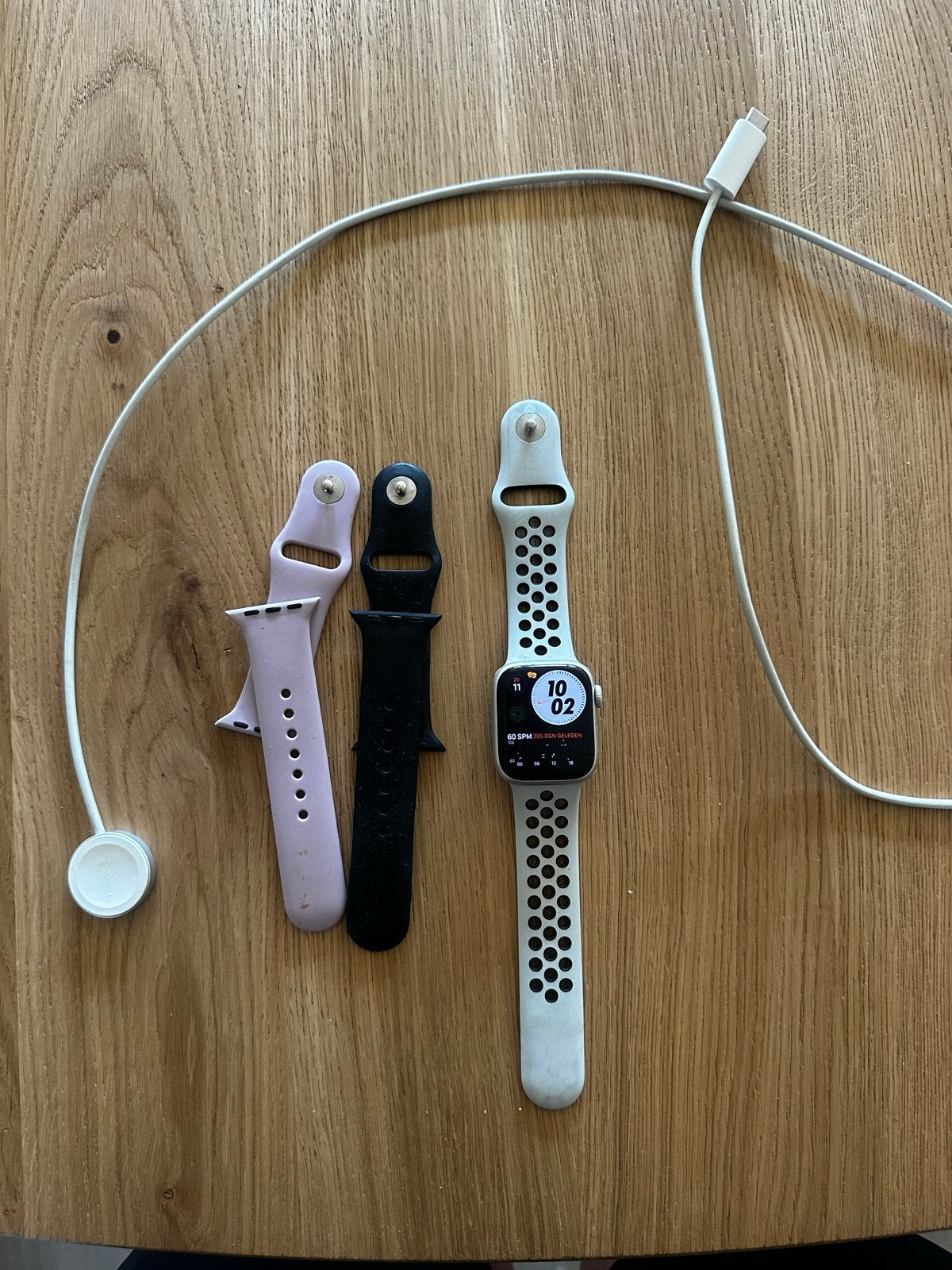 Apple Watch Series 7 41mm - met 2 extra bandjes, Sieraden, Tassen en Uiterlijk, Smartwatches, Afstand, IOS, Ophalen of Verzenden