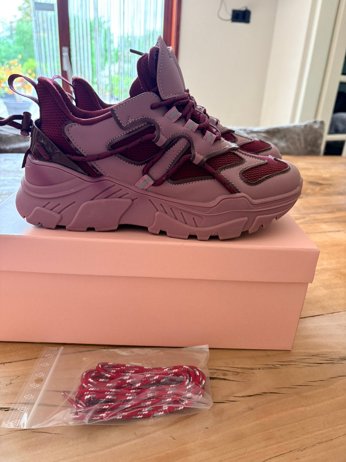 Essentiel antwerp sneakers, Ophalen, Nieuw, Sneakers of Gympen