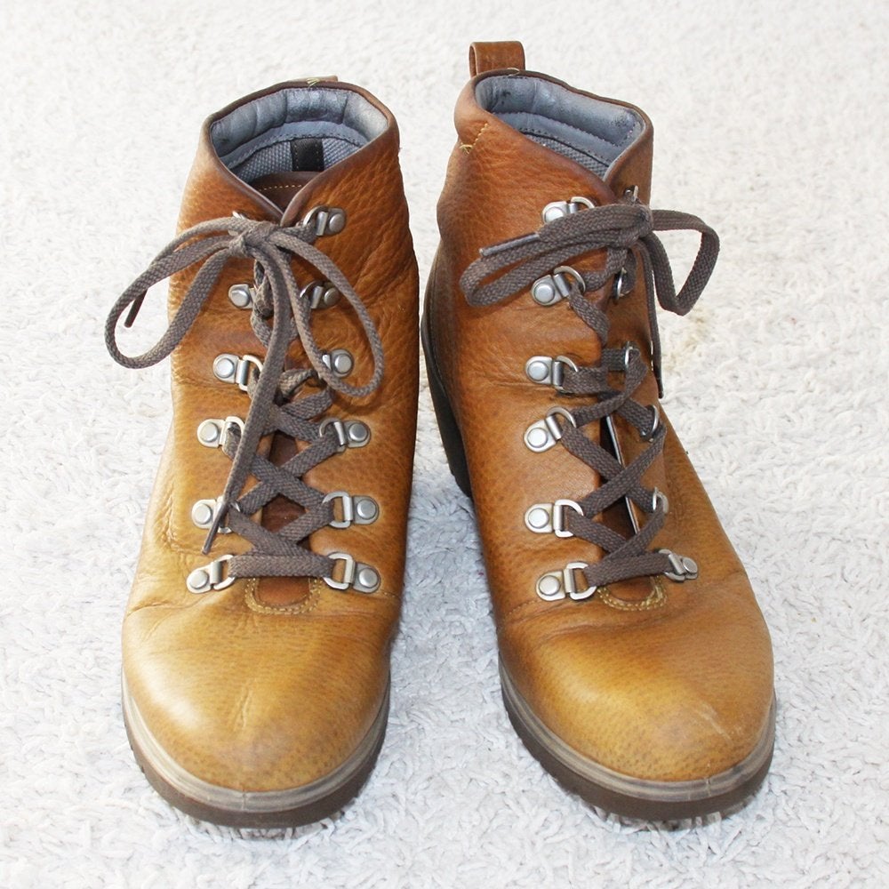 Zeer Mooie Leren Ecco Schoenen (Maat 39) € 40,-