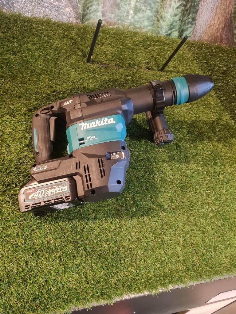 MAKITA HM 001 met garantie, Ophalen of Verzenden, Zo goed als nieuw, Overige soorten, Makita