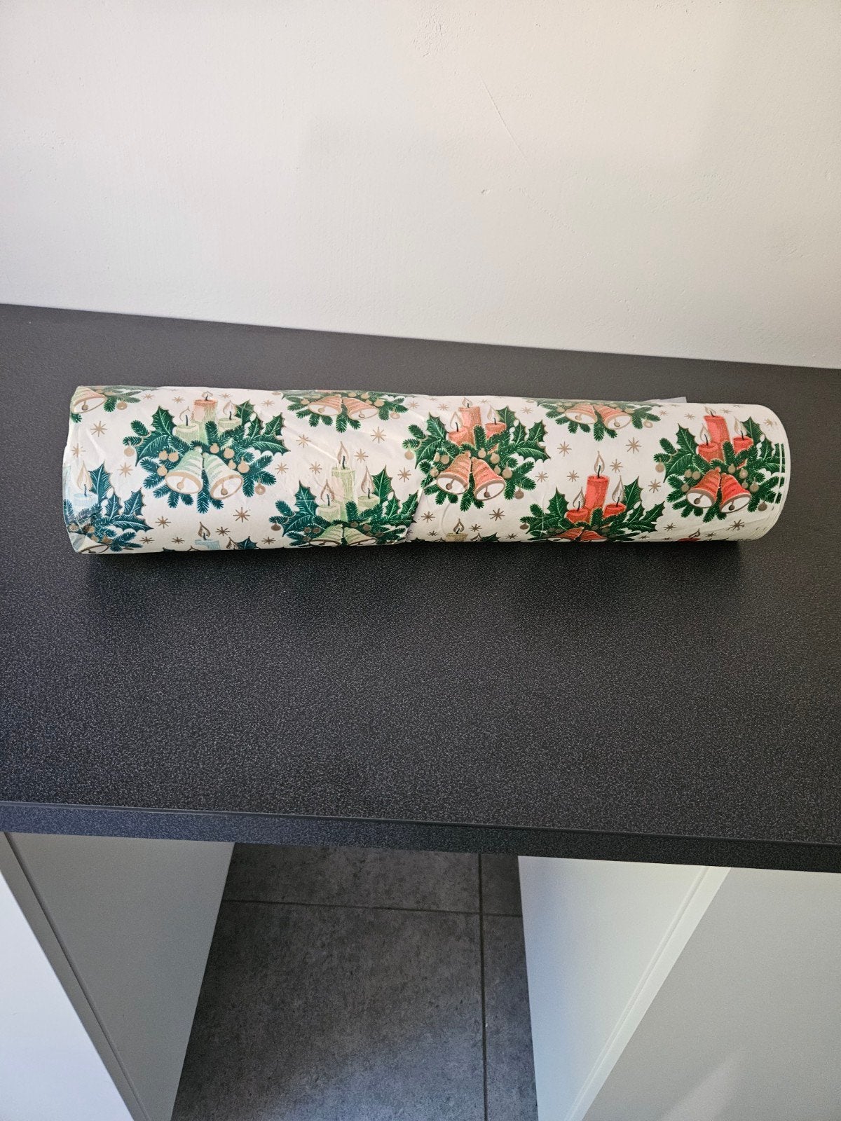 Kerst inpakpapier, Diversen, Ophalen