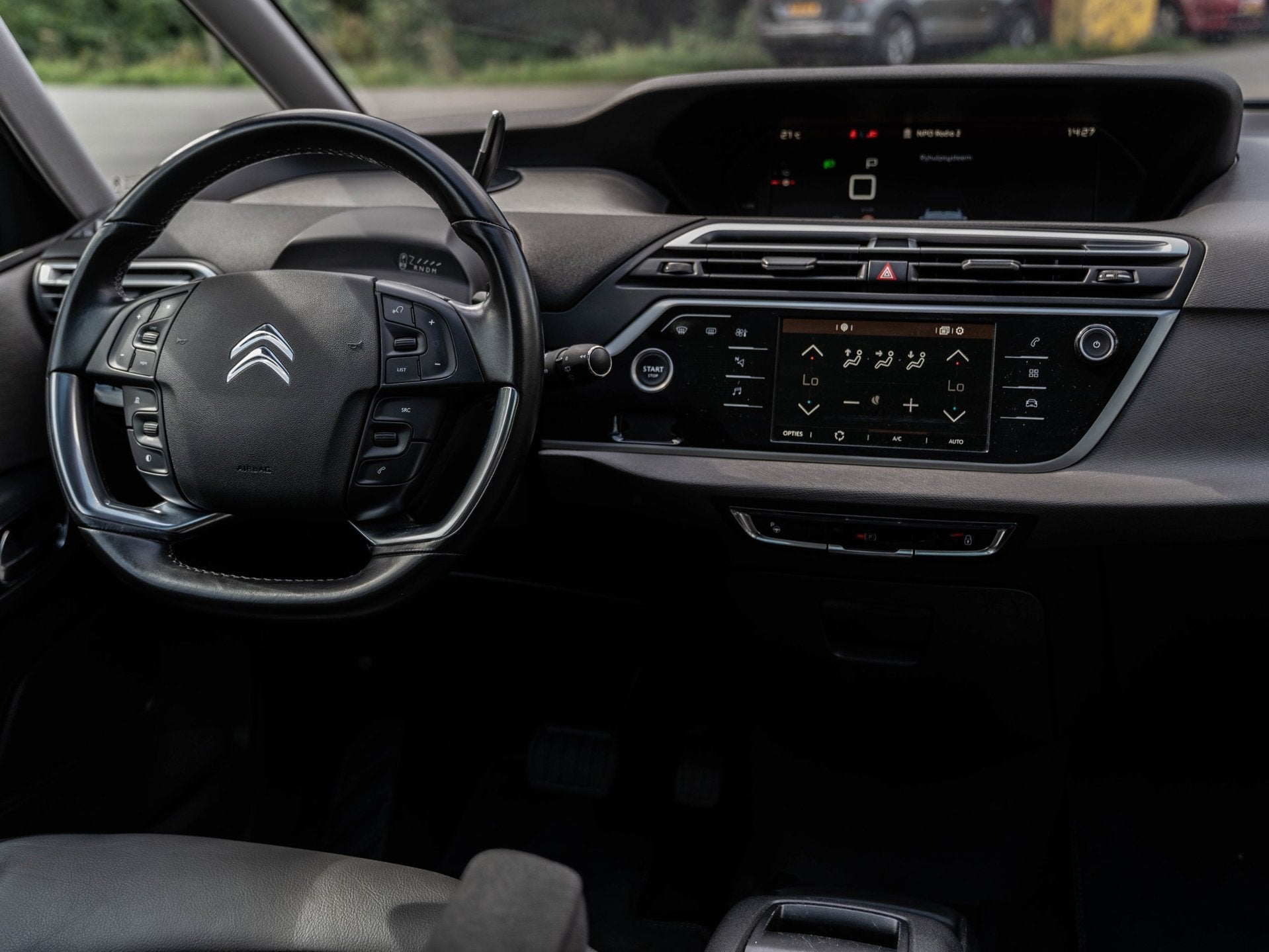 Citroen Grand C4 SpaceTourer 1.2 - 7 PERSOONS - APPLE CARPLA, Auto's, Dealer onderhouden, Gebruikt, 1199 cc, 7 stoelen