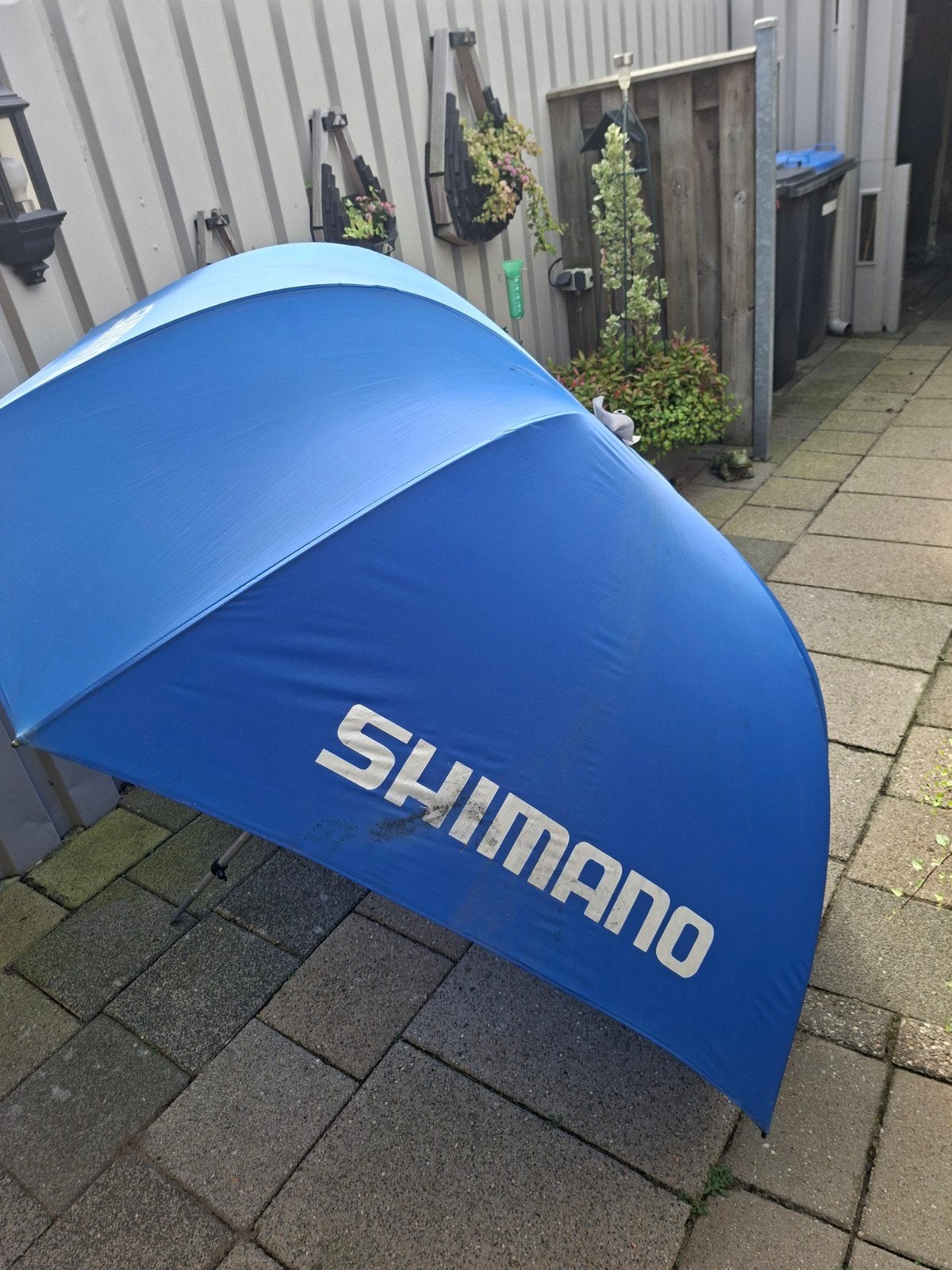 visparaplu shimano 2 meter breed, Caravans en Kamperen, Ophalen, Gebruikt