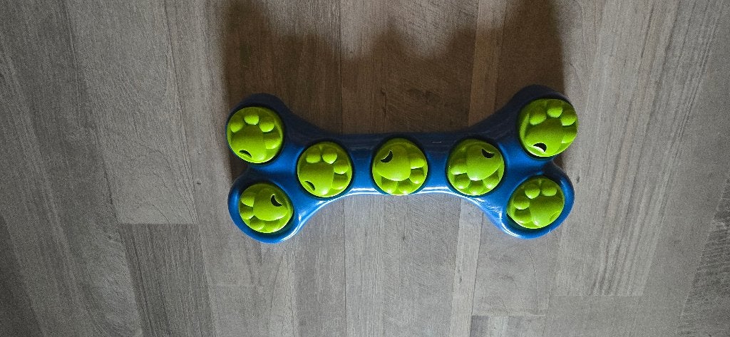 Hondenpuzzel, Ophalen of Verzenden, Zo goed als nieuw, Intelligentiespeelgoed, Overige merken