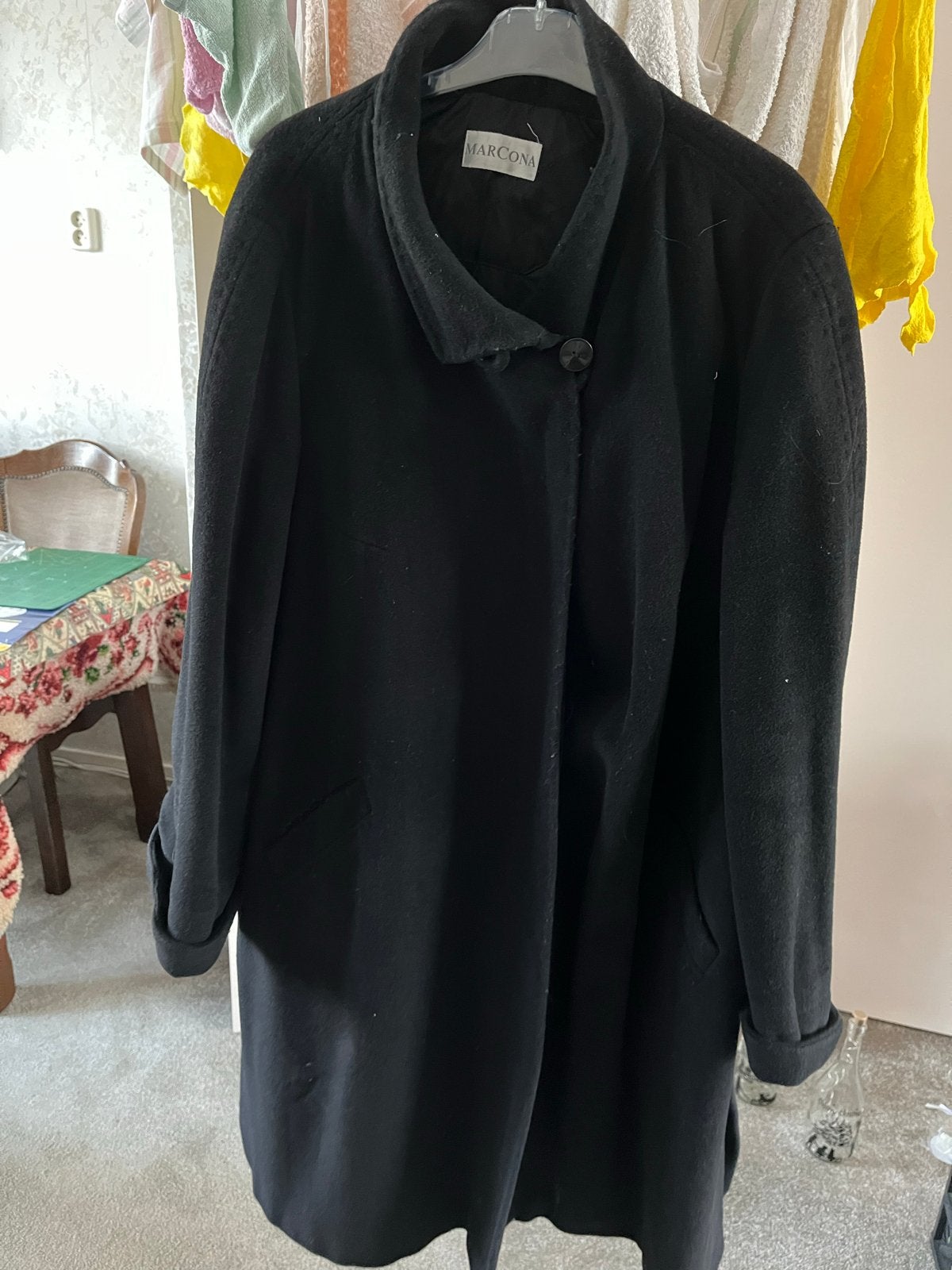 Marcona zwarte angora wollen winterjas maat 50, Kleding | Dames, Jassen | Winter, Ophalen of Verzenden, Gedragen, Maat 46/48 (XL) of groter