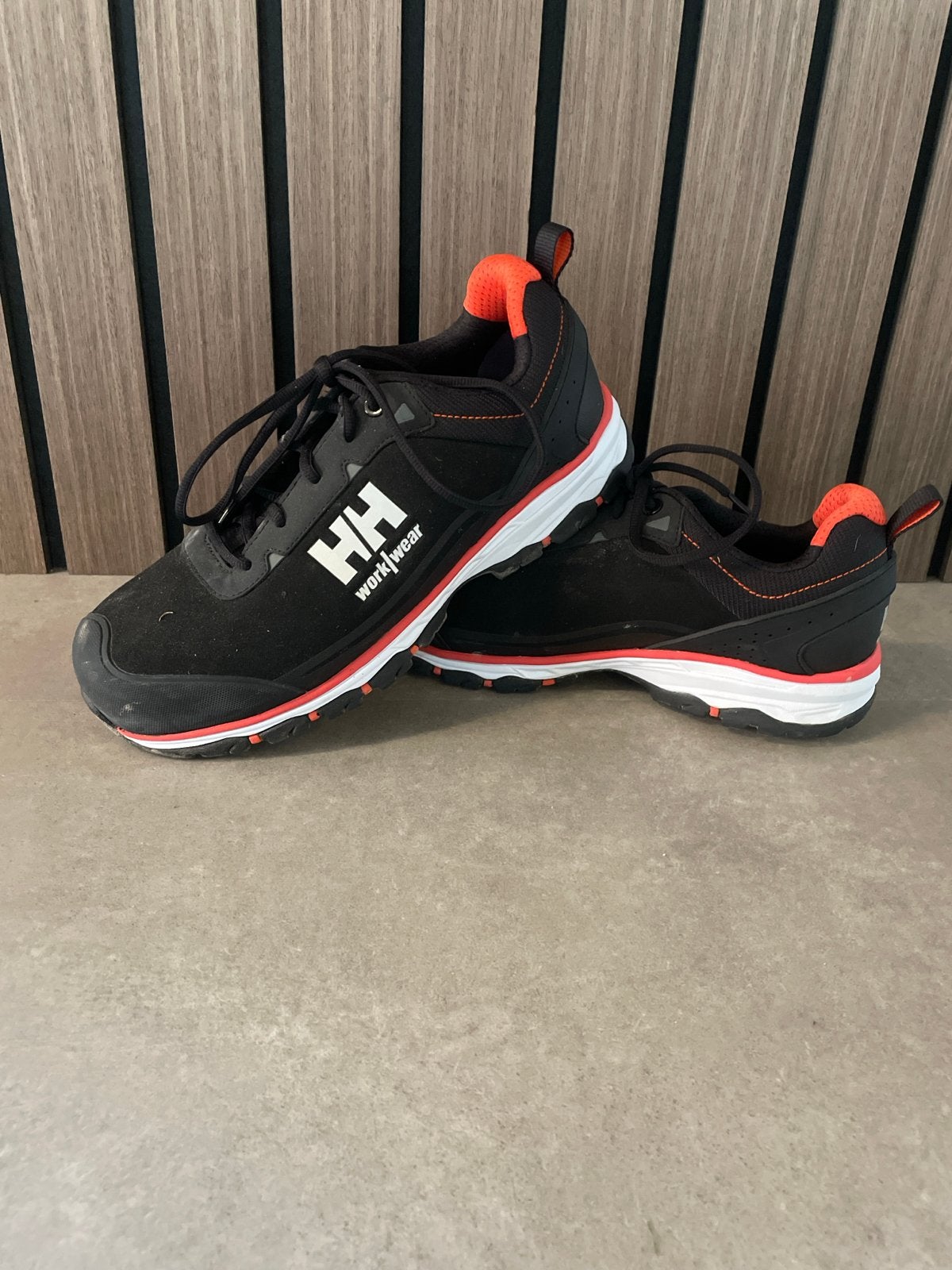 Helly Hansen werkschoenen, maat 43, Ophalen of Verzenden, Gebruikt