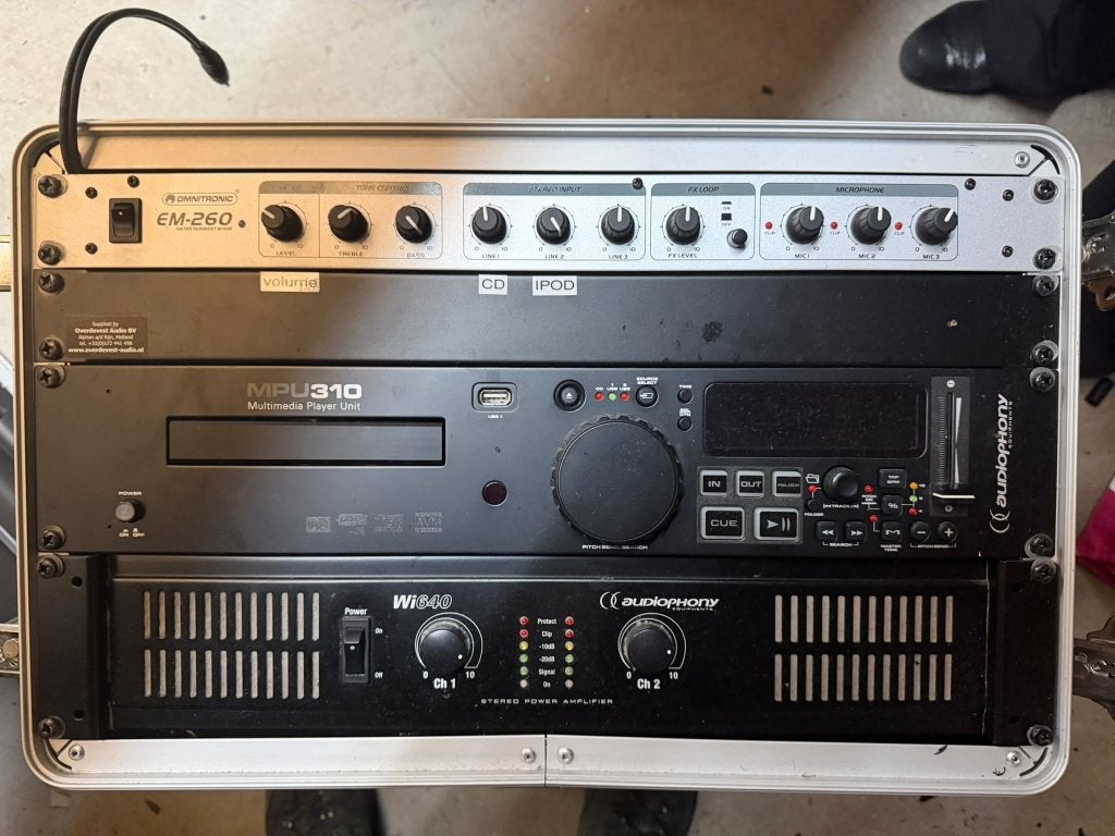 Professionele Audiophony geluidsinstallatie - 2x 210 Watt, Ophalen, Gebruikt, Minder dan 500 watt, P.A.