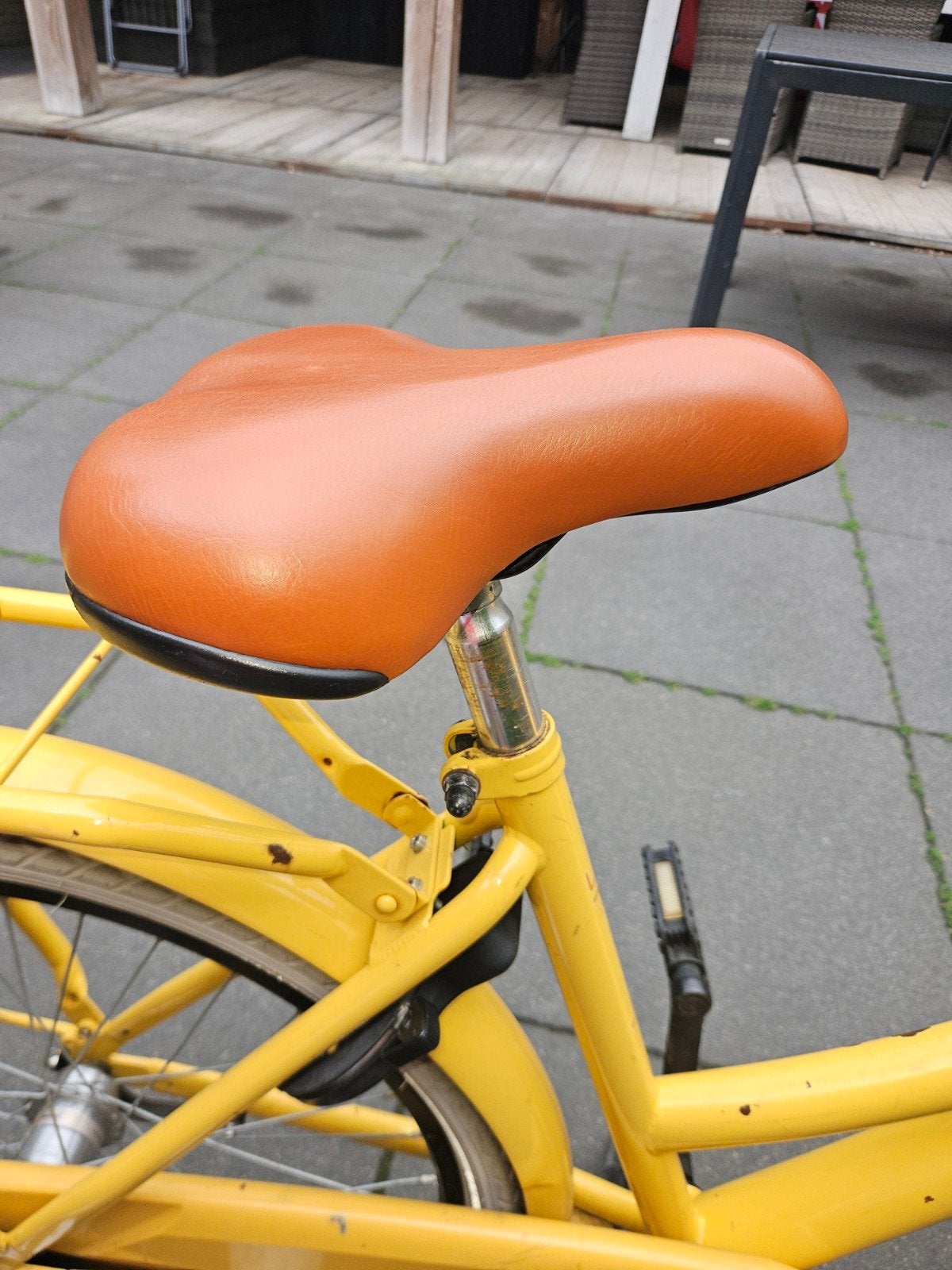 Cortina U4 Transportfiets Geel - Damesfiets met Voordrager, Terugtraprem, Gebruikt, Versnellingen, 50 tot 53 cm