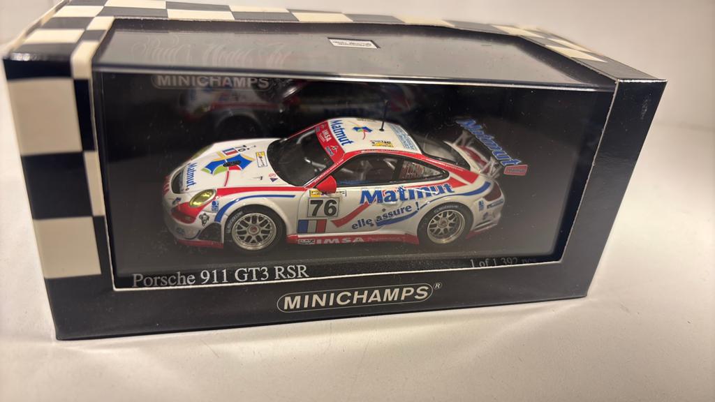 Porsche 911 gt3 rsr 24h le mans 2007 minichamps 1.43