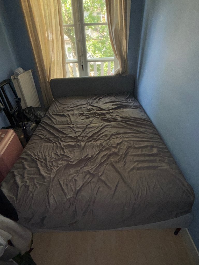 IKEA Slattum 140x200 - grijs gestoffeerd bedframe, Ophalen, 140 cm, Zo goed als nieuw, Twijfelaar