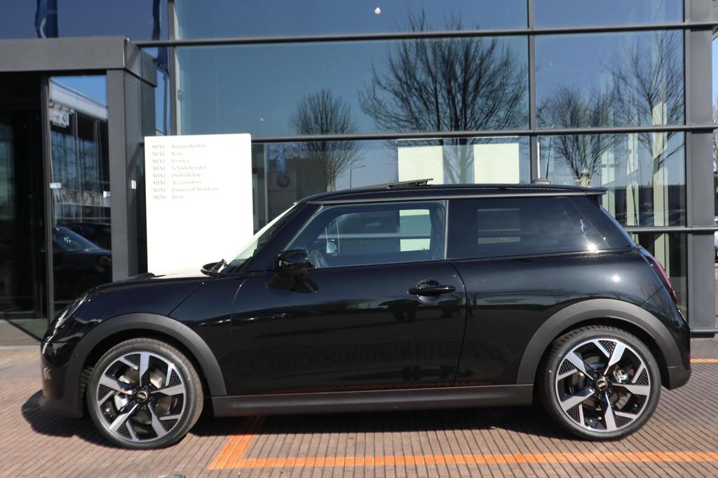 MINI 3-Deurs Cooper S Classic Trim | Pakket M, Auto's, Mini, 4 cilinders, Leder en Stof, Zwart, Bedrijf