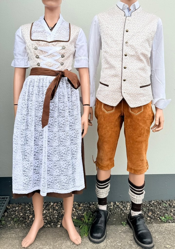 elegante beige dirndll maat 38 & 40 Oktoberfest, Maat 38/40 (M), Trachtenmode.nl, Nieuw, Ophalen of Verzenden