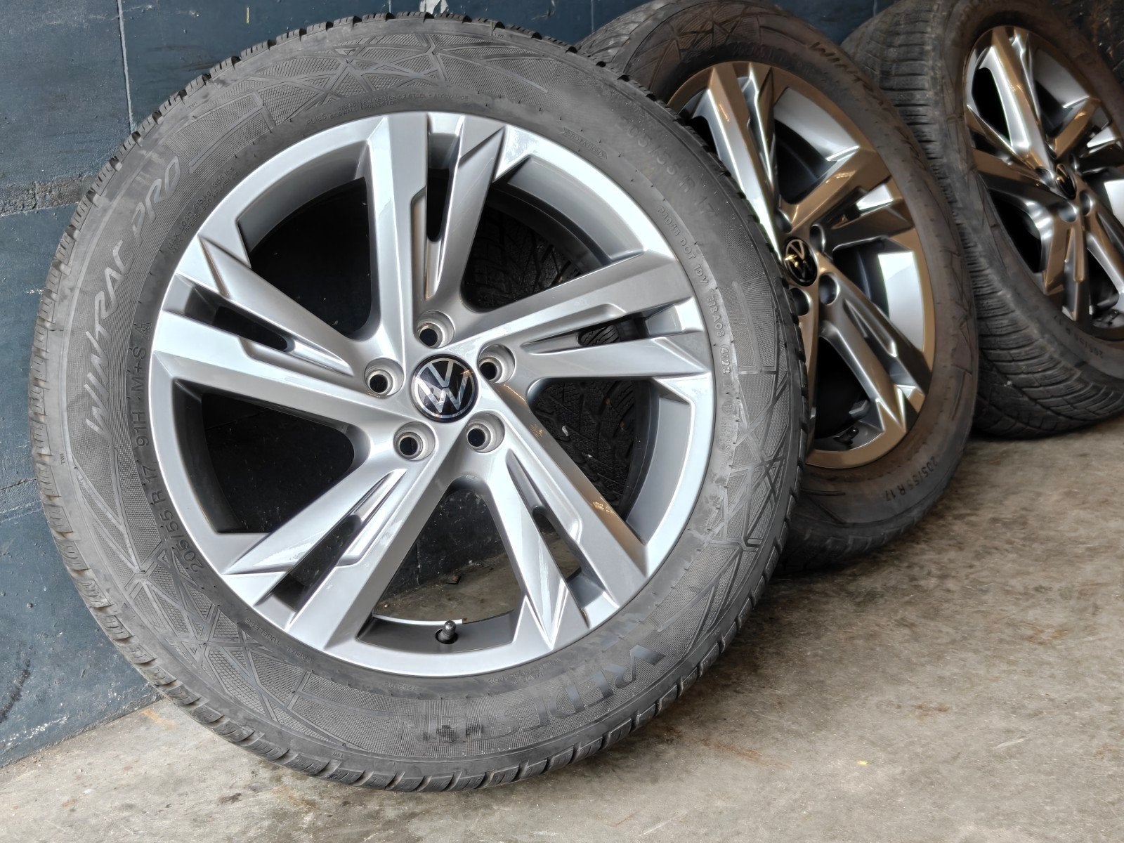 17" Originele VW T-Cross Taigo R-Line Winterset Vredestein, Gebruikt, Banden en Velgen, 17 inch, 3833BP