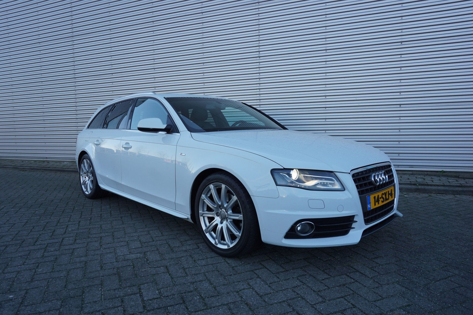 Audi A4 Avant 1.8 TFSI Pro Line S Climate / Navi / Cruise /, Auto's, Audi, Voorwielaandrijving, Euro 5, Gebruikt, Parkeersensor