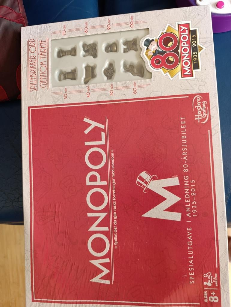 Monopoly 80 Jaar Jubileum Editie 1935-2015, Hobby en Vrije tijd, Gezelschapsspellen | Bordspellen, Nieuw, Drie of vier spelers