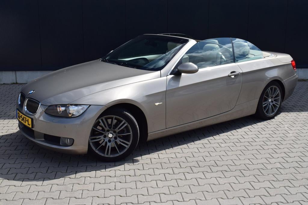 BMW 3-serie Cabrio 325i (Stoelverw. Xenon, Carplay, Lees Tek, 13 km/l, Achterwielaandrijving, Gebruikt, Beige