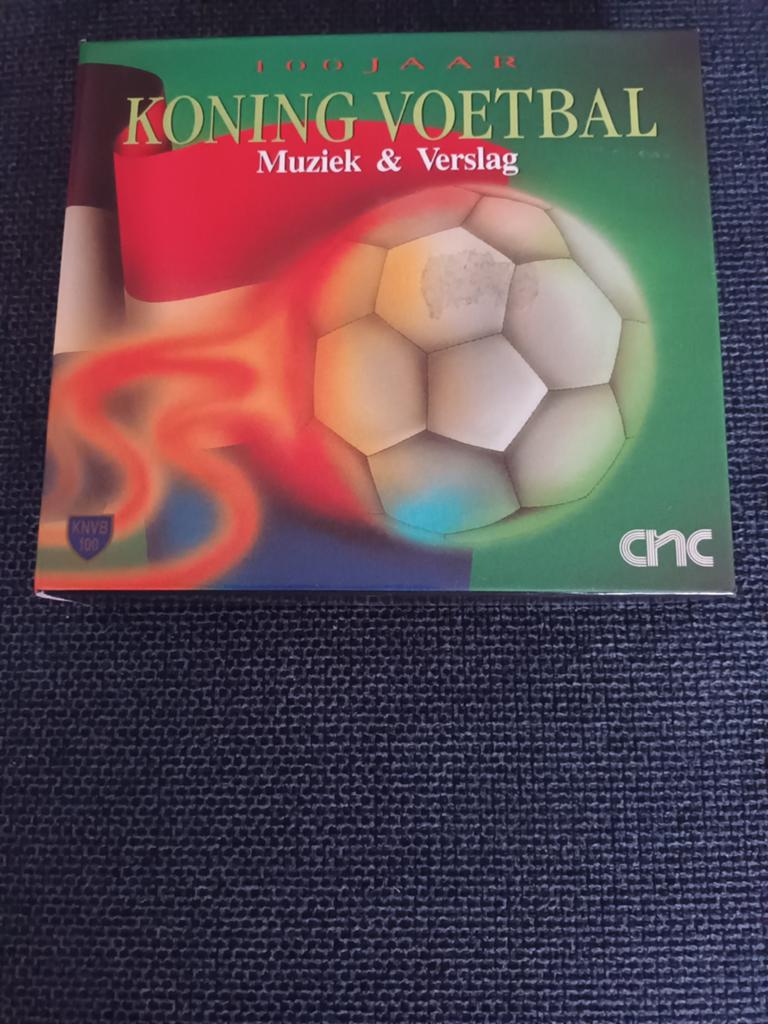 100 JAAR KONING VOETBAL, Ophalen of Verzenden, Zo goed als nieuw, Boxset