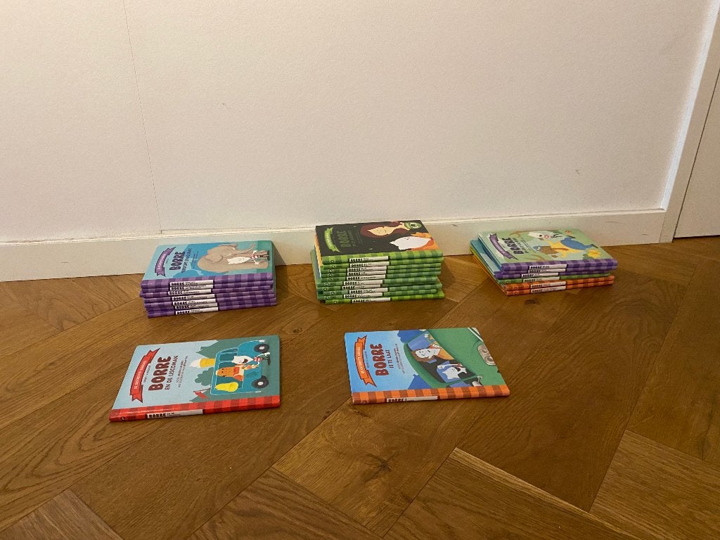 25 borre boekjes, Boeken, Gelezen, Fictie algemeen, Jongen of Meisje, Ophalen of Verzenden