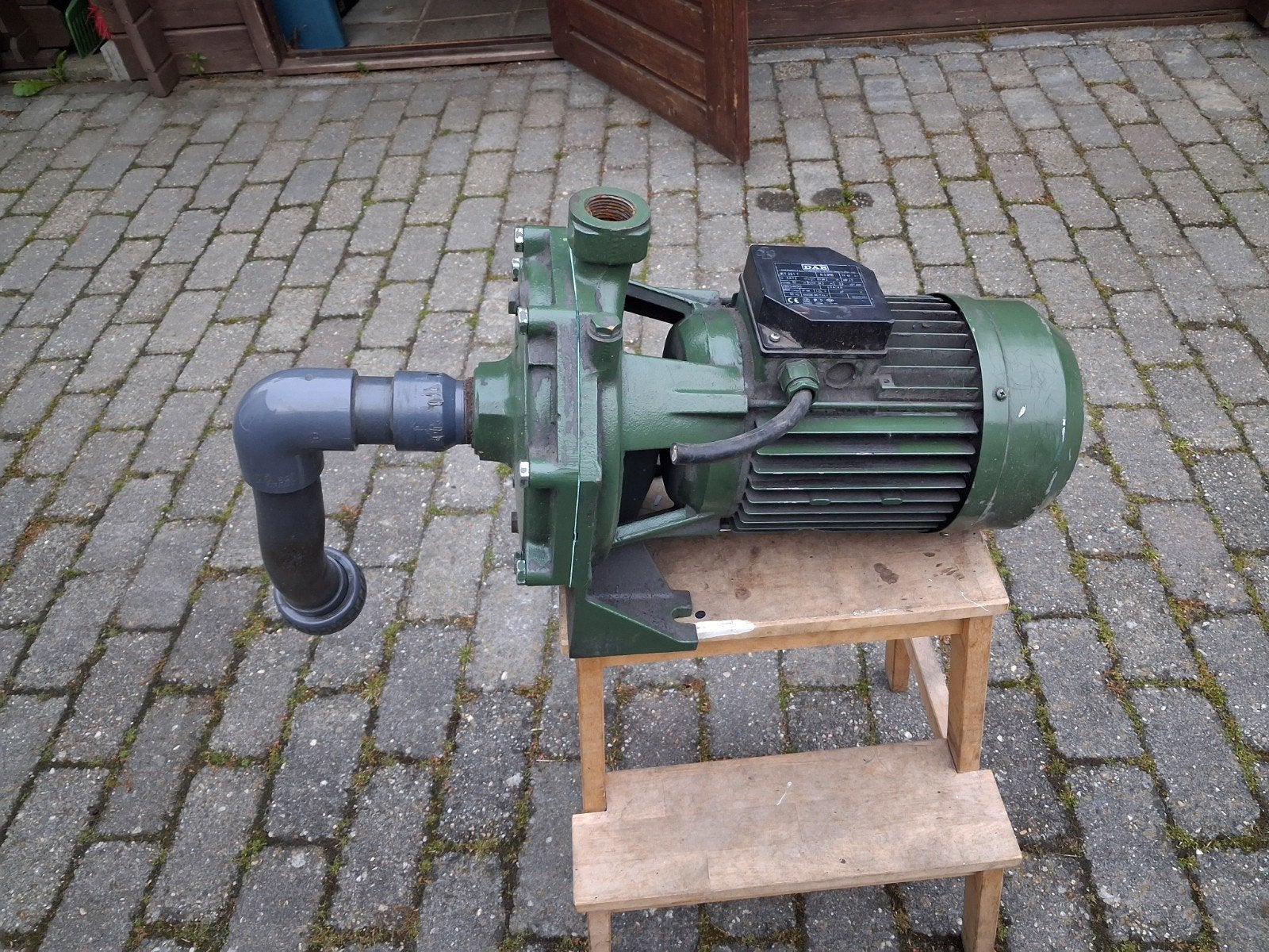 pomp, Tuin en Terras, Waterpompen, Ophalen of Verzenden, Gebruikt, Elektrisch, Beregeningspomp