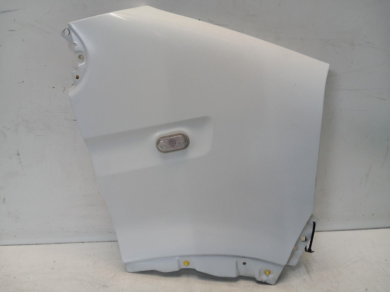 Spatbord rechts voor Renault Master, Onderdelen@venauto.nl, Van der Ven Autorecycling B.V., Gebruikt, Ettenseweg 76, 4706 PB Roosendaal, The Netherlands