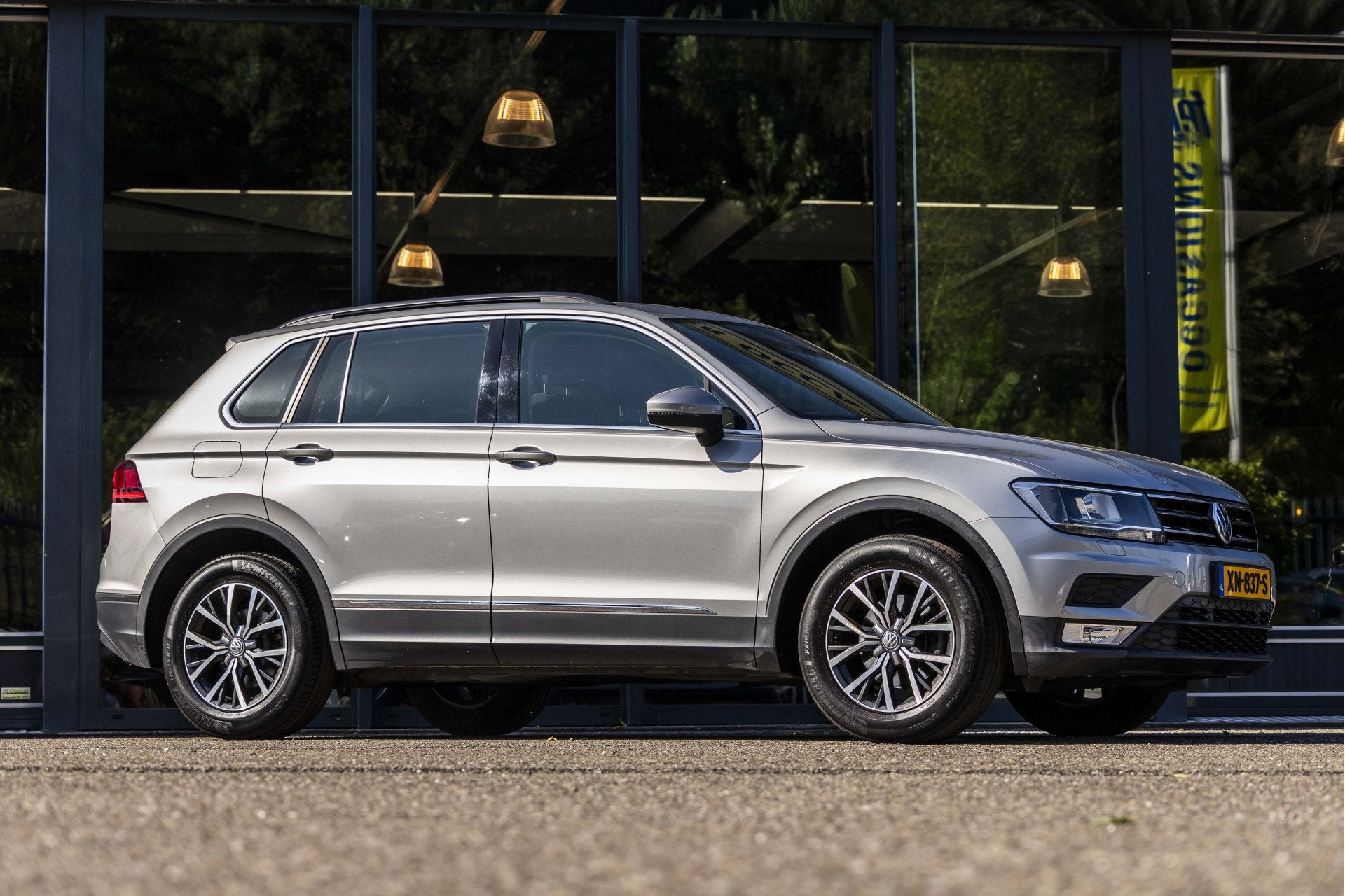 Volkswagen Tiguan 1.4 TSI ACT Highline (bj 2017, automaat), Auto's, Volkswagen, Euro 6, 4 cilinders, 150 pk, SUV of Terreinwagen