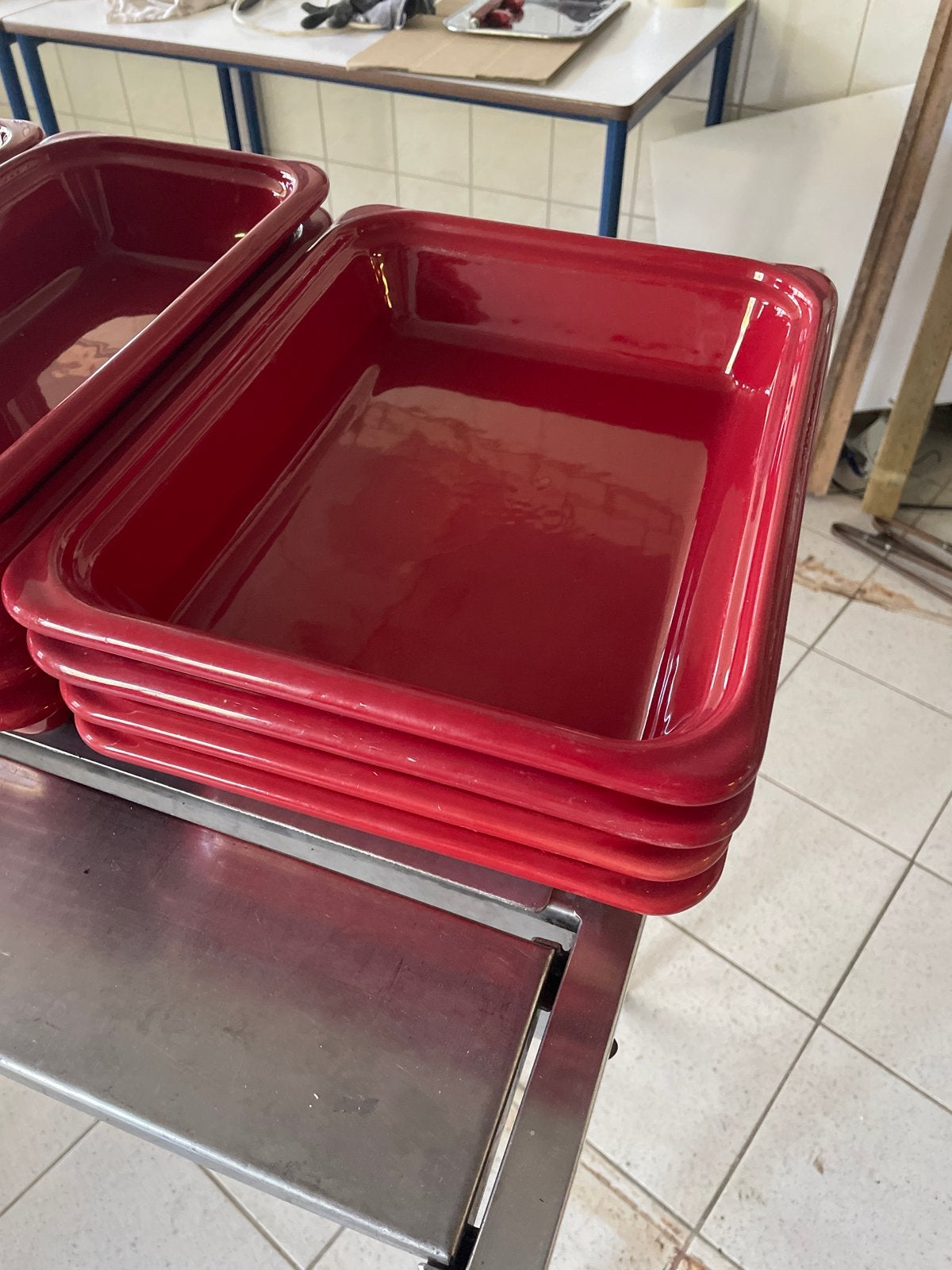 15x Rode Ovenschalen - 4 Halve en 11 Derde Formaat, Ophalen, Gebruikt, Porselein of Keramiek, Schaal