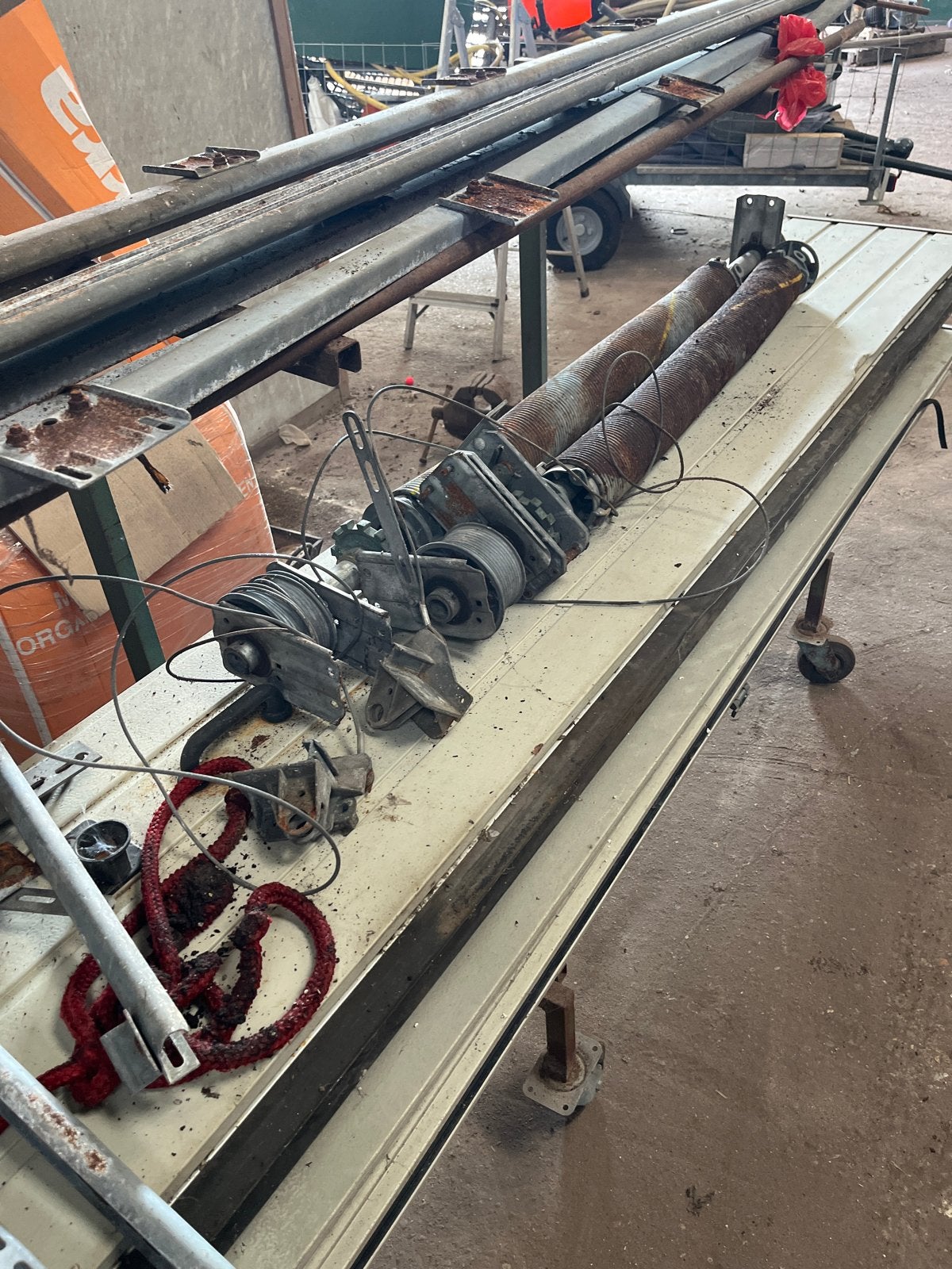 overheaddeur, garage deur, roldeur - veren en rails, Ophalen, Gebruikt