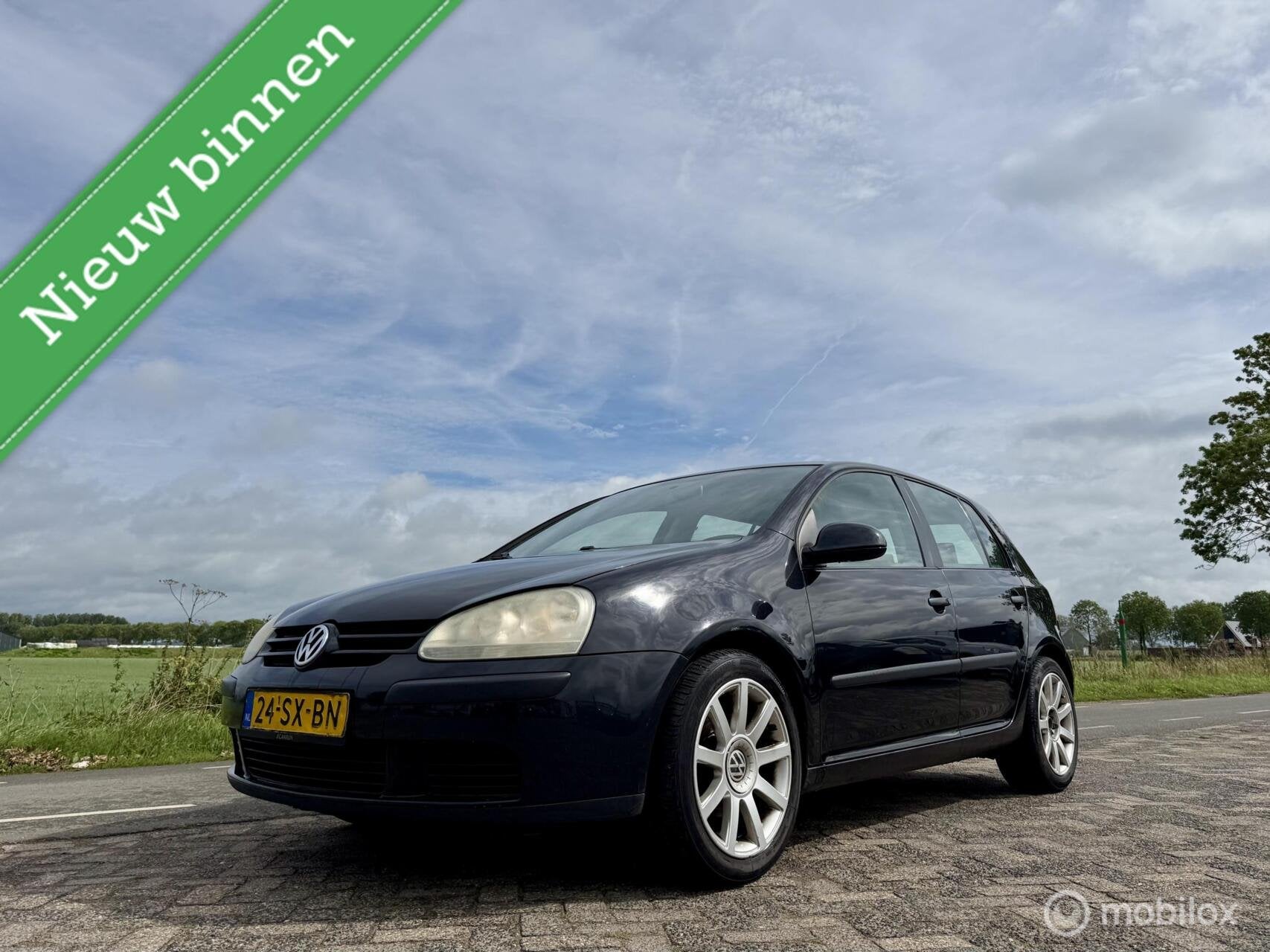 Volkswagen Golf 1.6 FSI Comfortline, BJ 2006, Navi, Airco, Auto's, Gebruikt, 4 cilinders, Zwart, Origineel Nederlands
