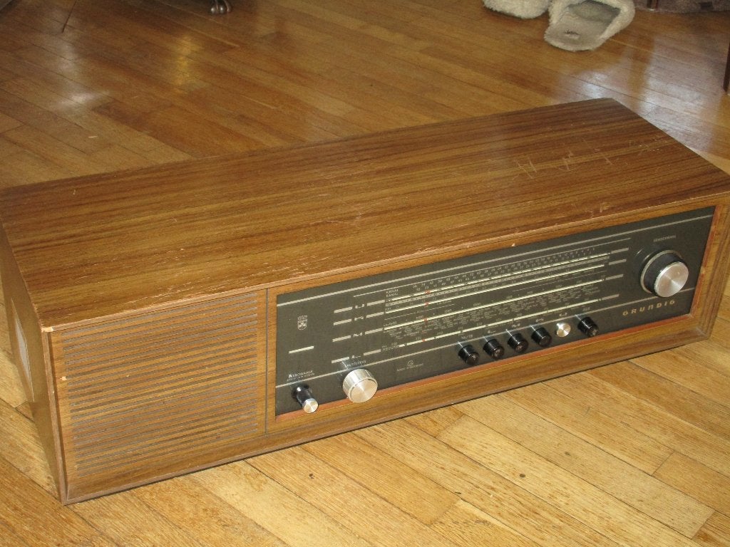 vintage radio Grundig RF245 defekt, Ophalen, Niet werkend, Overige typen