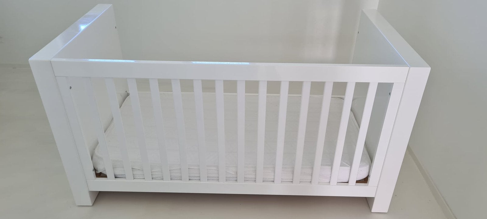 Een zeer mooi kinderledikant 140, Kinderen en Baby's, Ophalen, Zo goed als nieuw, Jongetje of Meisje