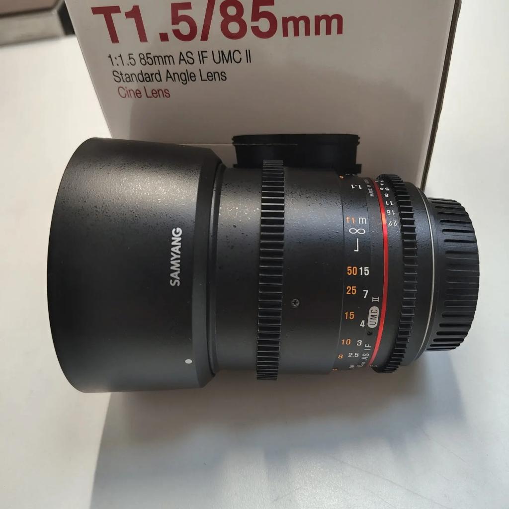 Samyang 85mm T1.5 AS UMC II is a manual cine, Canon EF mount, Ophalen of Verzenden, Zo goed als nieuw, Telelens