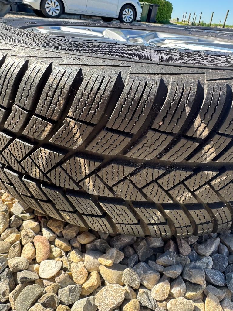 velgen Hyundai met vredestein banden MS, Ophalen, Gebruikt, Banden en Velgen, 17 inch